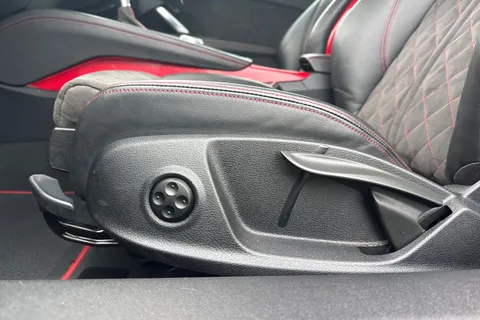 PG73XWH Audi TT Coup- Final Edition 40 TFSI  197 PS S tronic Thumbnail #39