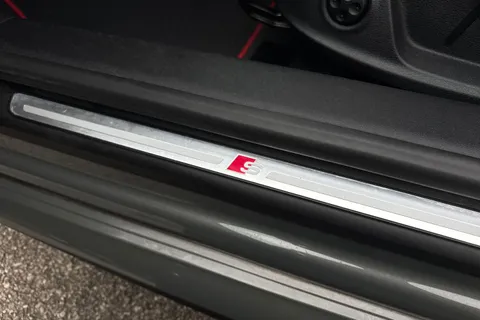 PG73XWH Audi TT Coup- Final Edition 40 TFSI  197 PS S tronic Thumbnail #40