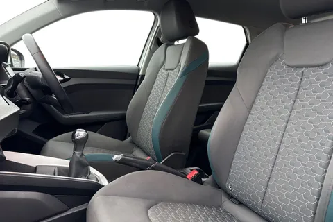 PG19EBF Audi A1 Sport 30 TFSI  116 PS 6-speed Thumbnail #17