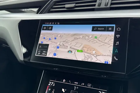 17 of 55 for Audi e-tron Technik 50 quattro 230,00 kW