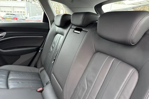 19 of 55 for Audi e-tron Technik 50 quattro 230,00 kW