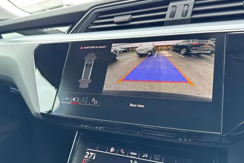 31 of 55 for Audi e-tron Technik 50 quattro 230,00 kW