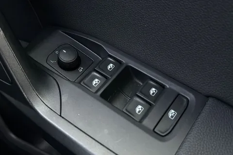 DA72EYL SEAT Arona 1.0 TSI FR Sport Euro 6 (s/s) 5dr Thumbnail #35