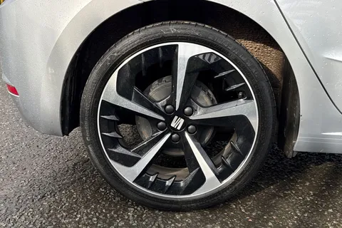 DA23ZCE SEAT Ibiza 1.0 TSI FR Sport Euro 6 (s/s) 5dr Thumbnail #11