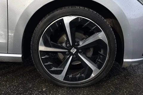 DA23ZCE SEAT Ibiza 1.0 TSI FR Sport Euro 6 (s/s) 5dr Thumbnail #12