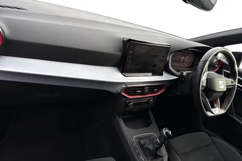 DA23ZCE SEAT Ibiza 1.0 TSI FR Sport Euro 6 (s/s) 5dr Thumbnail #15