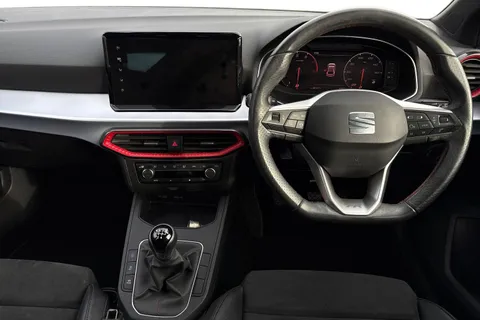 DA23ZCE SEAT Ibiza 1.0 TSI FR Sport Euro 6 (s/s) 5dr Thumbnail #18