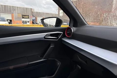 DA23ZCE SEAT Ibiza 1.0 TSI FR Sport Euro 6 (s/s) 5dr Thumbnail #31