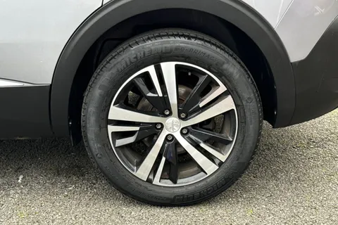 MT73CYL PEUGEOT 5008 1.2 PureTech GT EAT Euro 6 (s/s) 5dr Thumbnail #24