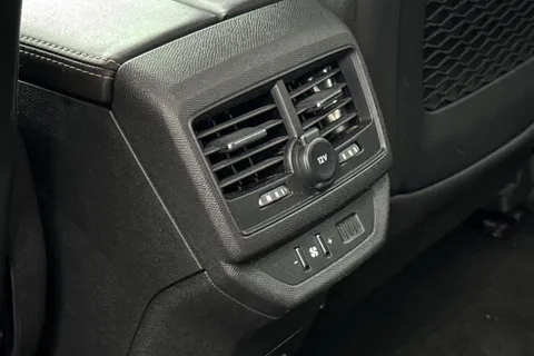 MT73CYL PEUGEOT 5008 1.2 PureTech GT EAT Euro 6 (s/s) 5dr Thumbnail #38