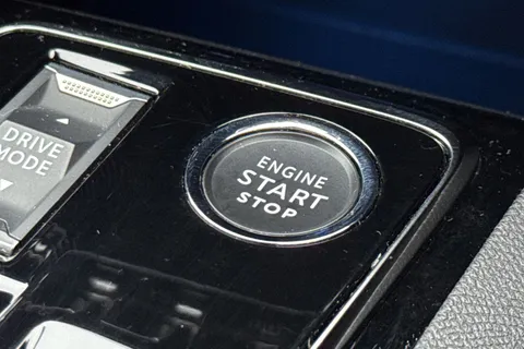 MT73CYL PEUGEOT 5008 1.2 PureTech GT EAT Euro 6 (s/s) 5dr Thumbnail #41