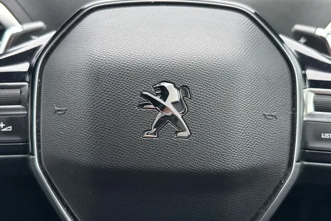 MT73CYL PEUGEOT 5008 1.2 PureTech GT EAT Euro 6 (s/s) 5dr Thumbnail #44