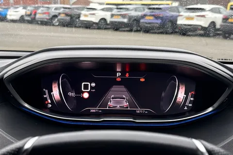 MT73CYL PEUGEOT 5008 1.2 PureTech GT EAT Euro 6 (s/s) 5dr Thumbnail #47