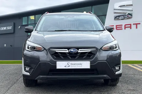 CX71NVB Subaru Xv 2.0 i e-Boxer SE Lineartronic 4WD Euro 6 (s/s) 5dr Thumbnail #6