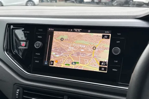 YV23AAZ Volkswagen Taigo 1.5 TSI R-Line DSG Euro 6 (s/s) 5dr Thumbnail #18