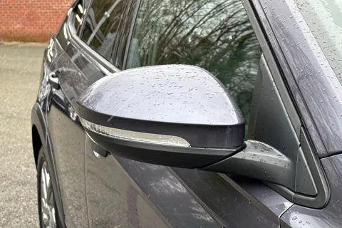 YV23AAZ Volkswagen Taigo 1.5 TSI R-Line DSG Euro 6 (s/s) 5dr Thumbnail #28