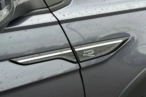 YV23AAZ Volkswagen Taigo 1.5 TSI R-Line DSG Euro 6 (s/s) 5dr Thumbnail #29