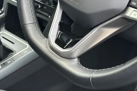 YV23AAZ Volkswagen Taigo 1.5 TSI R-Line DSG Euro 6 (s/s) 5dr Thumbnail #31