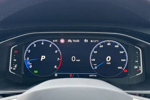 YV23AAZ Volkswagen Taigo 1.5 TSI R-Line DSG Euro 6 (s/s) 5dr Thumbnail #42