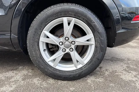 YF18OUL Audi Q3 1.4 TFSI CoD Sport Euro 6 (s/s) 5dr Thumbnail #14