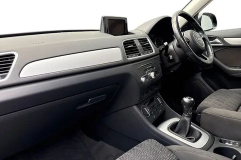 YF18OUL Audi Q3 1.4 TFSI CoD Sport Euro 6 (s/s) 5dr Thumbnail #16