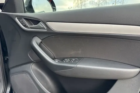 YF18OUL Audi Q3 1.4 TFSI CoD Sport Euro 6 (s/s) 5dr Thumbnail #22