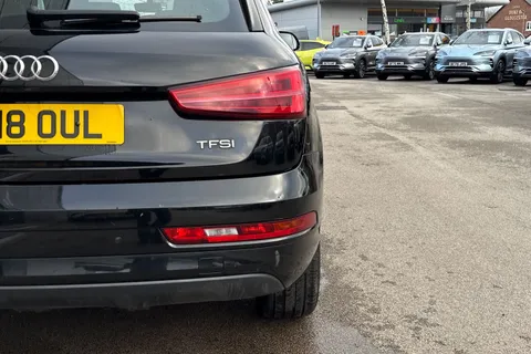 YF18OUL Audi Q3 1.4 TFSI CoD Sport Euro 6 (s/s) 5dr Thumbnail #26