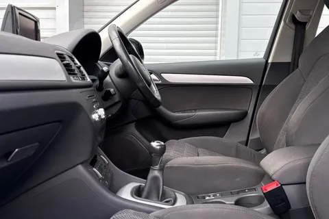 YF18OUL Audi Q3 1.4 TFSI CoD Sport Euro 6 (s/s) 5dr Thumbnail #33