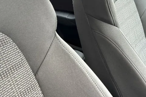 YF18OUL Audi Q3 1.4 TFSI CoD Sport Euro 6 (s/s) 5dr Thumbnail #37