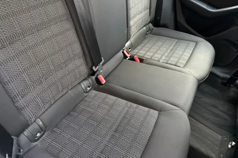 YF18OUL Audi Q3 1.4 TFSI CoD Sport Euro 6 (s/s) 5dr Thumbnail #59