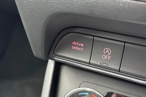 YF18OUL Audi Q3 1.4 TFSI CoD Sport Euro 6 (s/s) 5dr Thumbnail #62