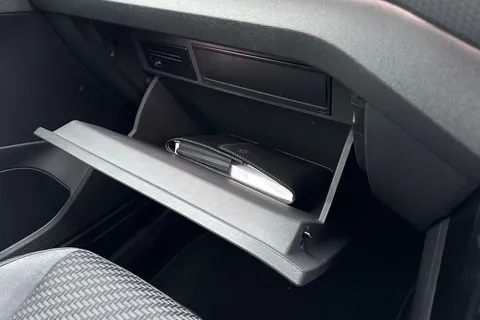 42 of 59 for Volkswagen T-Cross 1.5 TSI EVO R-Line 5dr DSG ⭐1 Year VW Warranty⭐