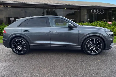 3 of 56 for Audi Q8 Black Edition 55 TFSI quattro 340 PS tiptronic