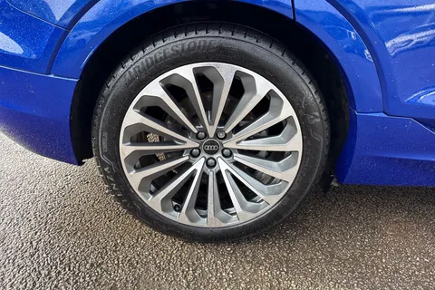 NA73SHJ Audi Q8 e-tron Sportback S line 55 e-tron quattro 300,00 kW Thumbnail #14