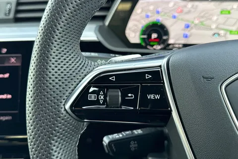 NA73SHJ Audi Q8 e-tron Sportback S line 55 e-tron quattro 300,00 kW Thumbnail #27