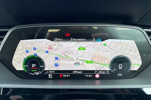 NA73SHJ Audi Q8 e-tron Sportback S line 55 e-tron quattro 300,00 kW Thumbnail #28