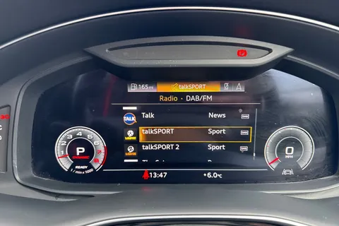 30 of 56 for Audi Q8 Black Edition 55 TFSI quattro 340 PS tiptronic