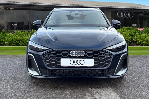  Audi A5 Avant 2.0 e-hybrid 25.9kWh S line S Tronic quattro Euro 6 (s/s) 5dr Thumbnail #6