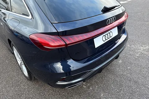  Audi A5 Avant 2.0 e-hybrid 25.9kWh S line S Tronic quattro Euro 6 (s/s) 5dr Thumbnail #8