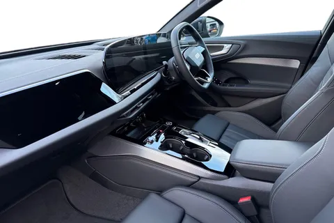  Audi A5 Avant 2.0 e-hybrid 25.9kWh S line S Tronic quattro Euro 6 (s/s) 5dr Thumbnail #15