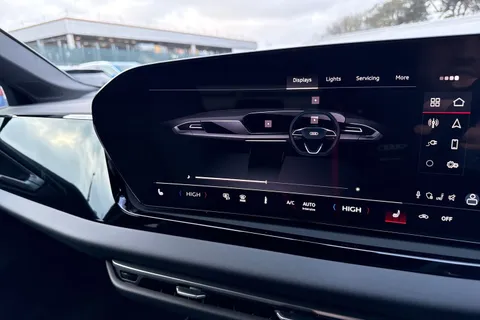  Audi A5 Avant 2.0 e-hybrid 25.9kWh S line S Tronic quattro Euro 6 (s/s) 5dr Thumbnail #40