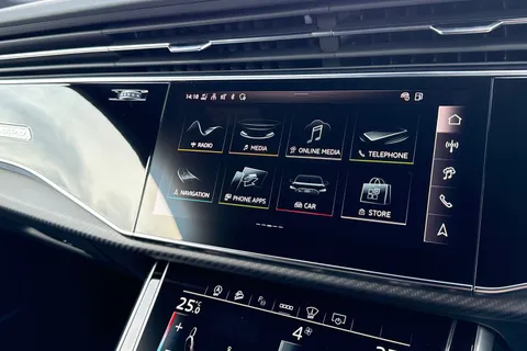 Audi RS Q8 4.0 TFSI V8 Performance Carbon Vorsprung Tiptronic quattro Euro 6 (s/s) 5dr Thumbnail #41