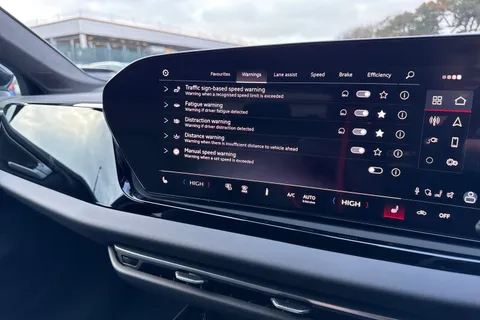  Audi A5 Avant 2.0 e-hybrid 25.9kWh S line S Tronic quattro Euro 6 (s/s) 5dr Thumbnail #44