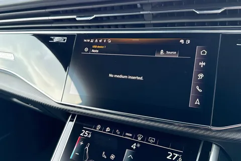 Audi RS Q8 4.0 TFSI V8 Performance Carbon Vorsprung Tiptronic quattro Euro 6 (s/s) 5dr Thumbnail #44