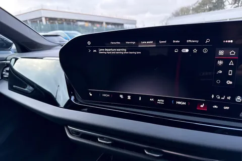  Audi A5 Avant 2.0 e-hybrid 25.9kWh S line S Tronic quattro Euro 6 (s/s) 5dr Thumbnail #45