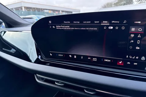  Audi A5 Avant 2.0 e-hybrid 25.9kWh S line S Tronic quattro Euro 6 (s/s) 5dr Thumbnail #47