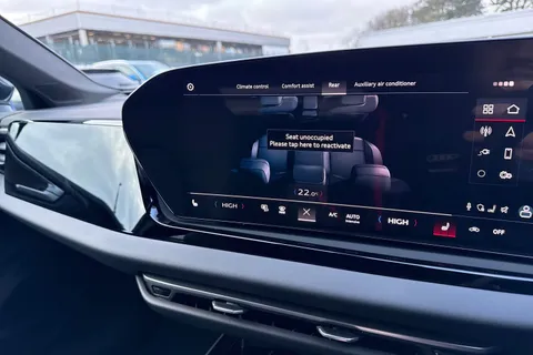  Audi A5 Avant 2.0 e-hybrid 25.9kWh S line S Tronic quattro Euro 6 (s/s) 5dr Thumbnail #51