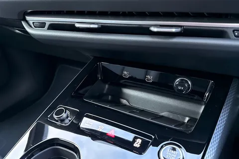  Audi A5 Avant 2.0 e-hybrid 25.9kWh S line S Tronic quattro Euro 6 (s/s) 5dr Thumbnail #52