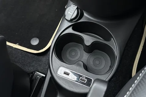 DX23GHZ FIAT 500 1.0 MHEV Dolcevita Euro 6 (s/s) 3dr Thumbnail #55