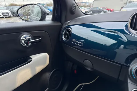 DX23GHZ FIAT 500 1.0 MHEV Dolcevita Euro 6 (s/s) 3dr Thumbnail #59